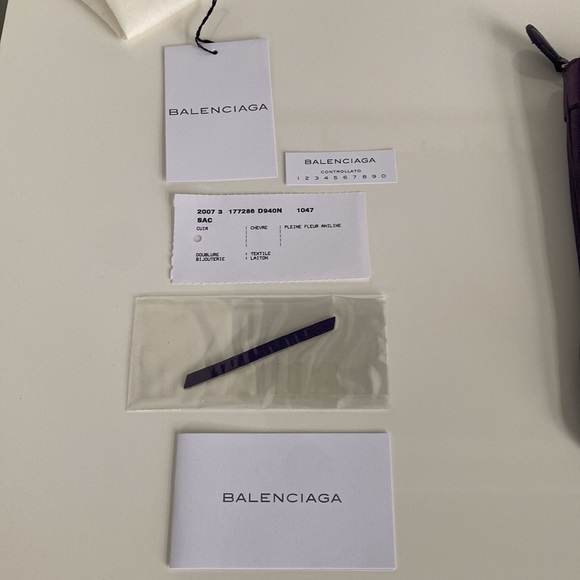 SOLD- Balenciaga Vintage Giant Motocross Flat Violet Purple Clutch Bag Wristlet - Picture 16 of 17